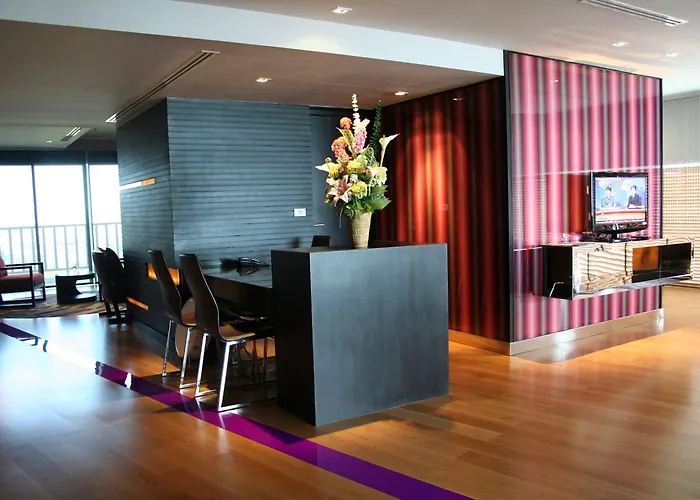 Amaranth Suvarnabhumi - Free Suvarnabhumi Airport Shuttle 5*